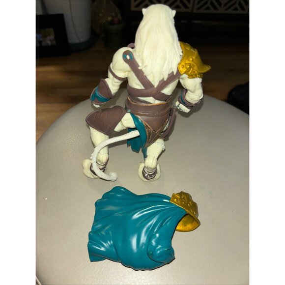 Funko Magic:The Gathering Legacy Action Figures Ajani Goldmane 7” Vinyl No Staff - Picture 6 of 7